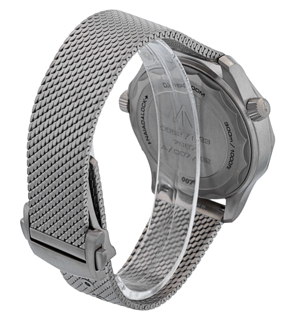 Omega Seamaster Diver 300m - James Bond Edition 210.90.42.20.01.001 Image 3